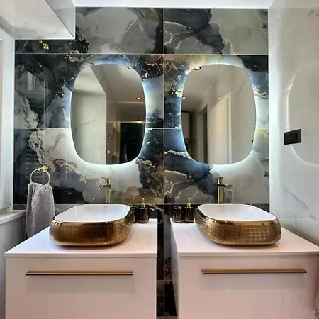 Madonna Luxury Гостьовий будинок