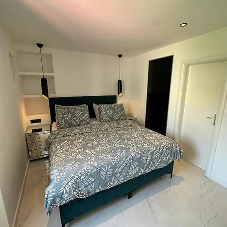 Madonna Luxury 3*